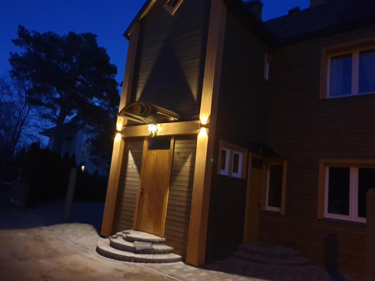 Guest House And Camping Jūrkalne Eksteriør billede
