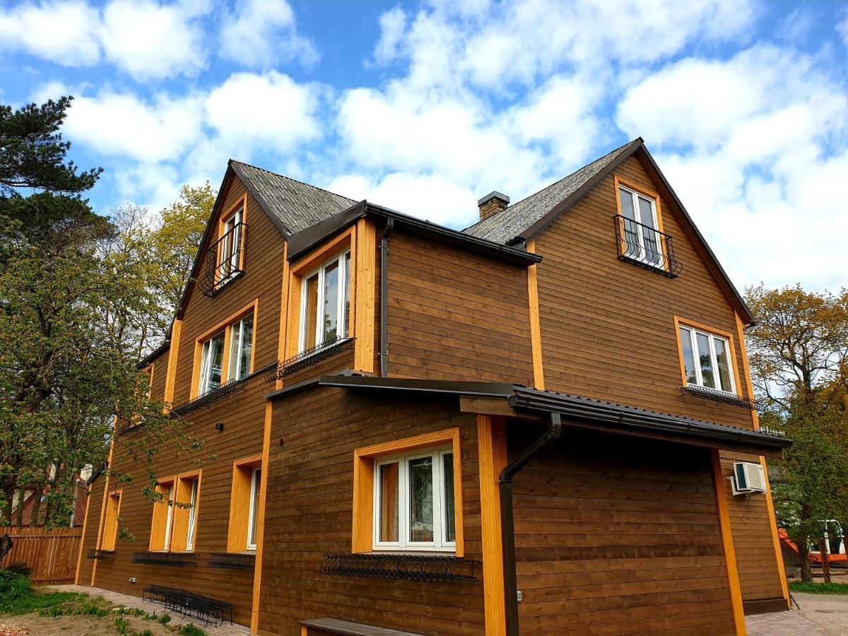 Guest House And Camping Jūrkalne Eksteriør billede