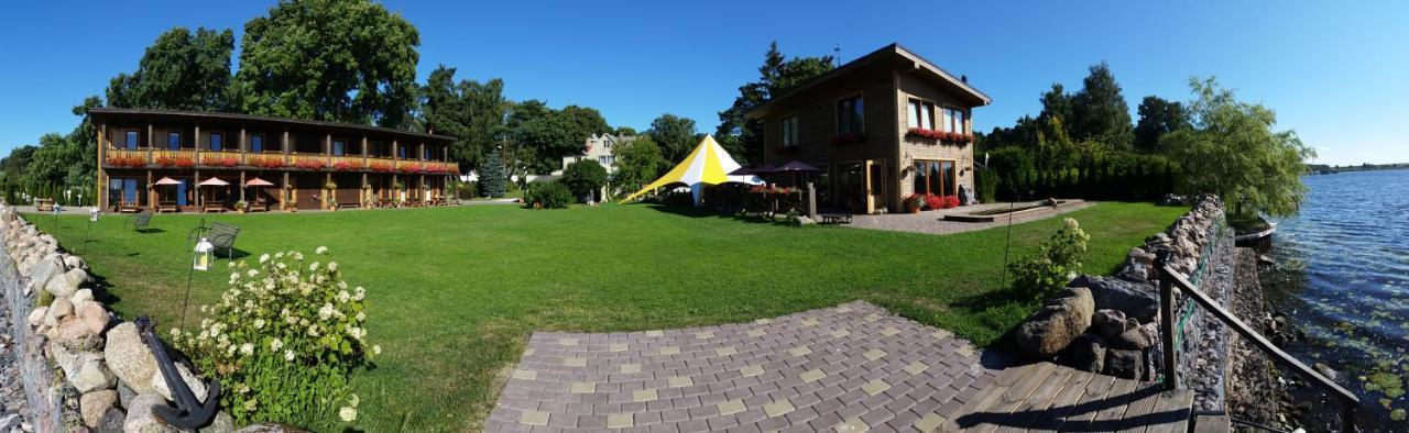 Guest House And Camping Jūrkalne Eksteriør billede